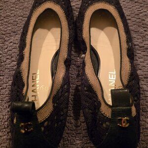 CHANEL FLATS